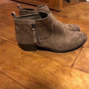 Women’s boots